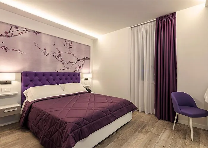Petit Hotel