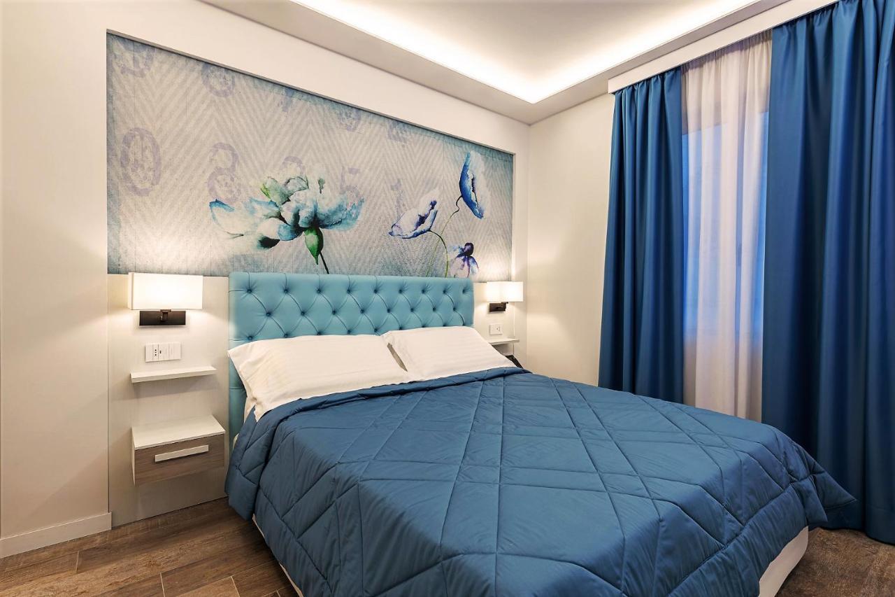 Hotel Petit 4*